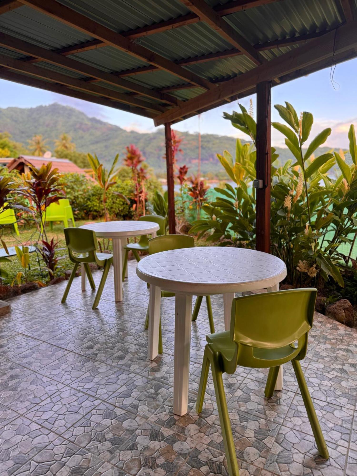 Fare Arana Moorea Guesthouse Atiha Екстер'єр фото