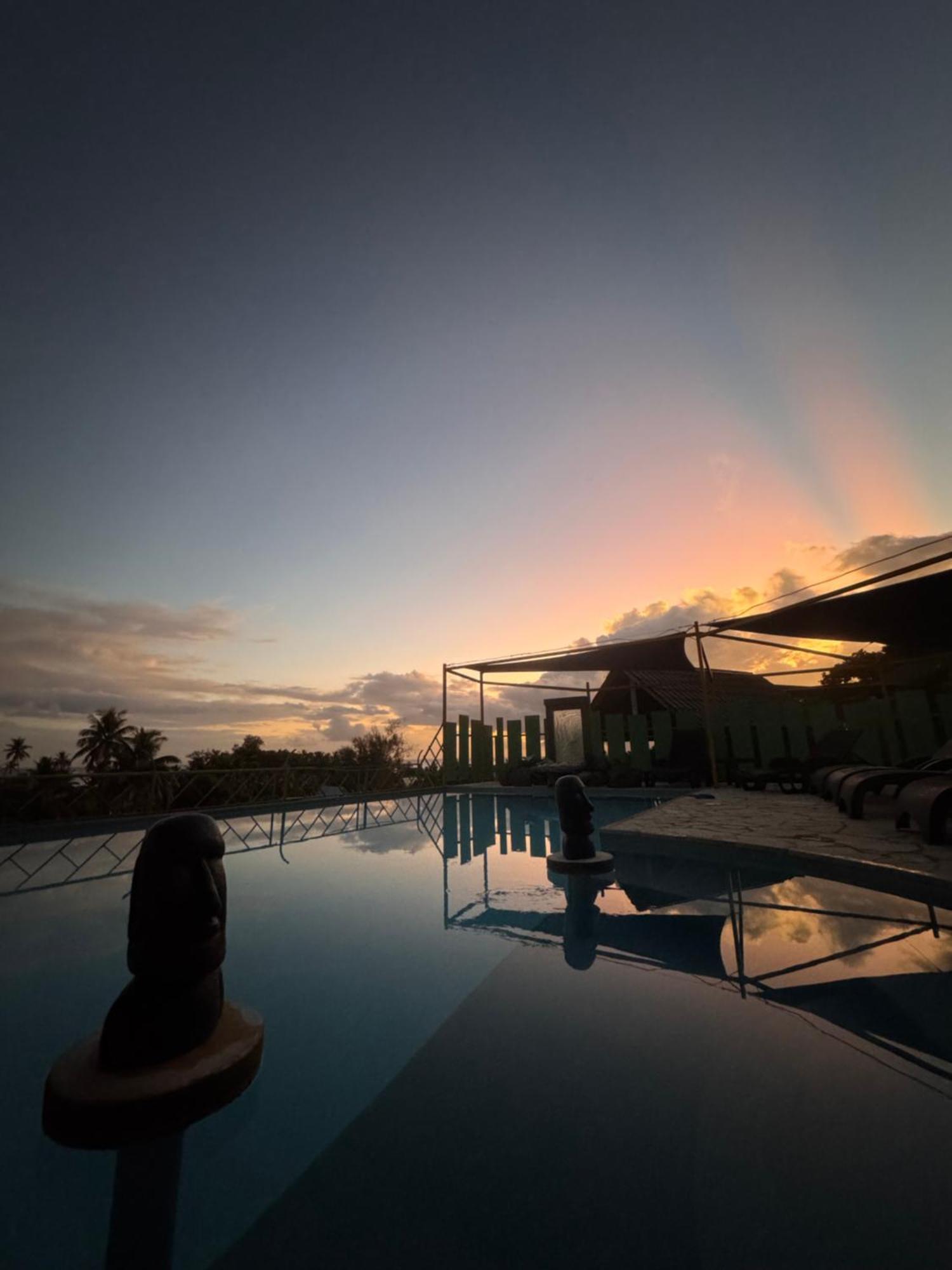 Fare Arana Moorea Guesthouse Atiha Екстер'єр фото
